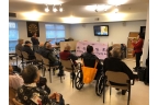「兩悅合唱團」於2019年11月18日親善探防加拿大列治文張安德護老院為長者獻唱懷舊歌曲